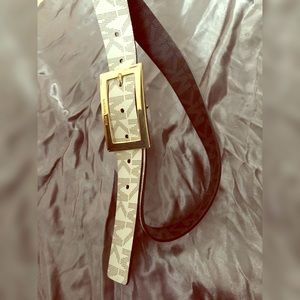 Authentic Michael Kors Reversible Belt, NEW L